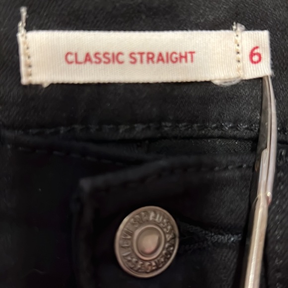 LEVI’s Classic Straight-Leg Jeans - Picture 10 of 12